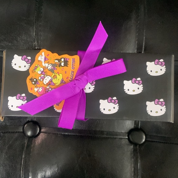 New Blue Sky Clayworks Halloween Hello Kitty Cat & Pumpkin Salt & Pepper Shakers - Picture 7 of 11